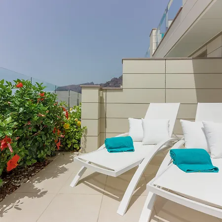 Klayman Diamond Aparthotel *