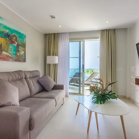 Klayman Diamond Aparthotel