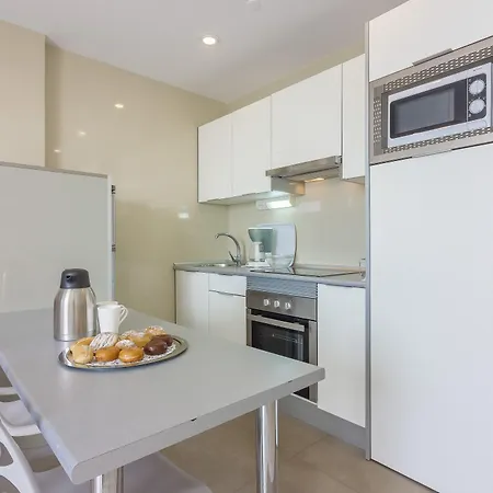 Klayman Diamond Aparthotel